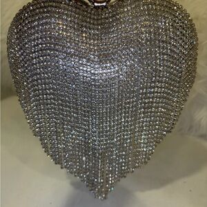 Silver Heart-Shaped Rhinestone Evening Bag